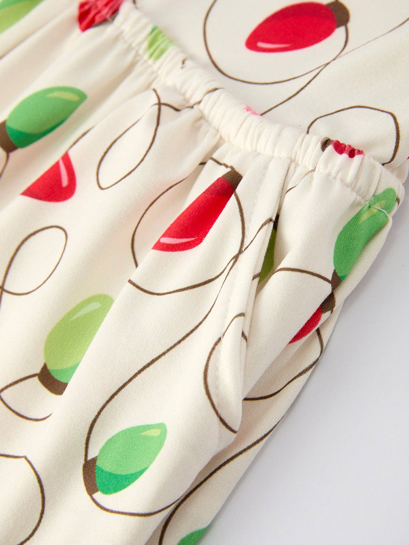 Christmas Light Bulb Print Baby Girls Jumpsuit: Cozy and Festive